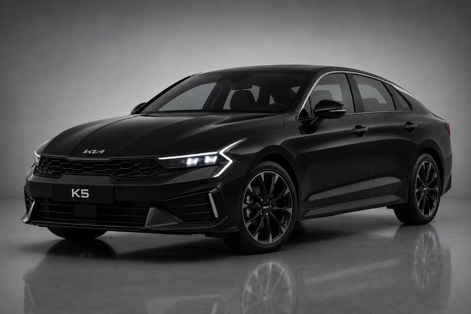 Kia K5 - image 1