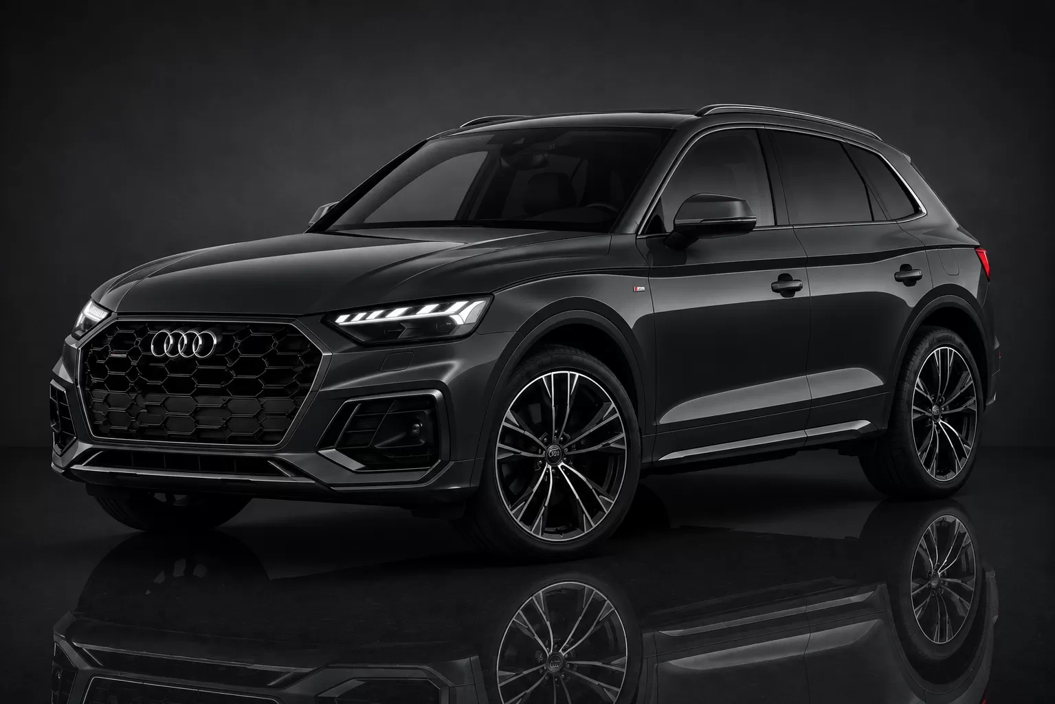 Audi Q5 - image 1